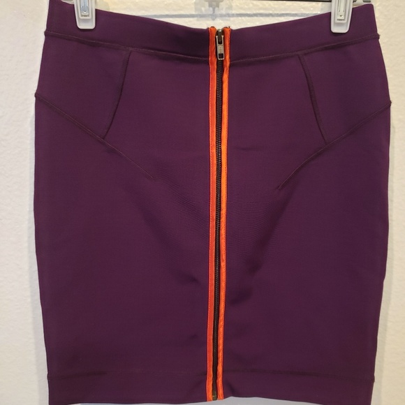 French Connection Dresses & Skirts - French Connection Pencil Skirt W/ Exposed Zipper 8
